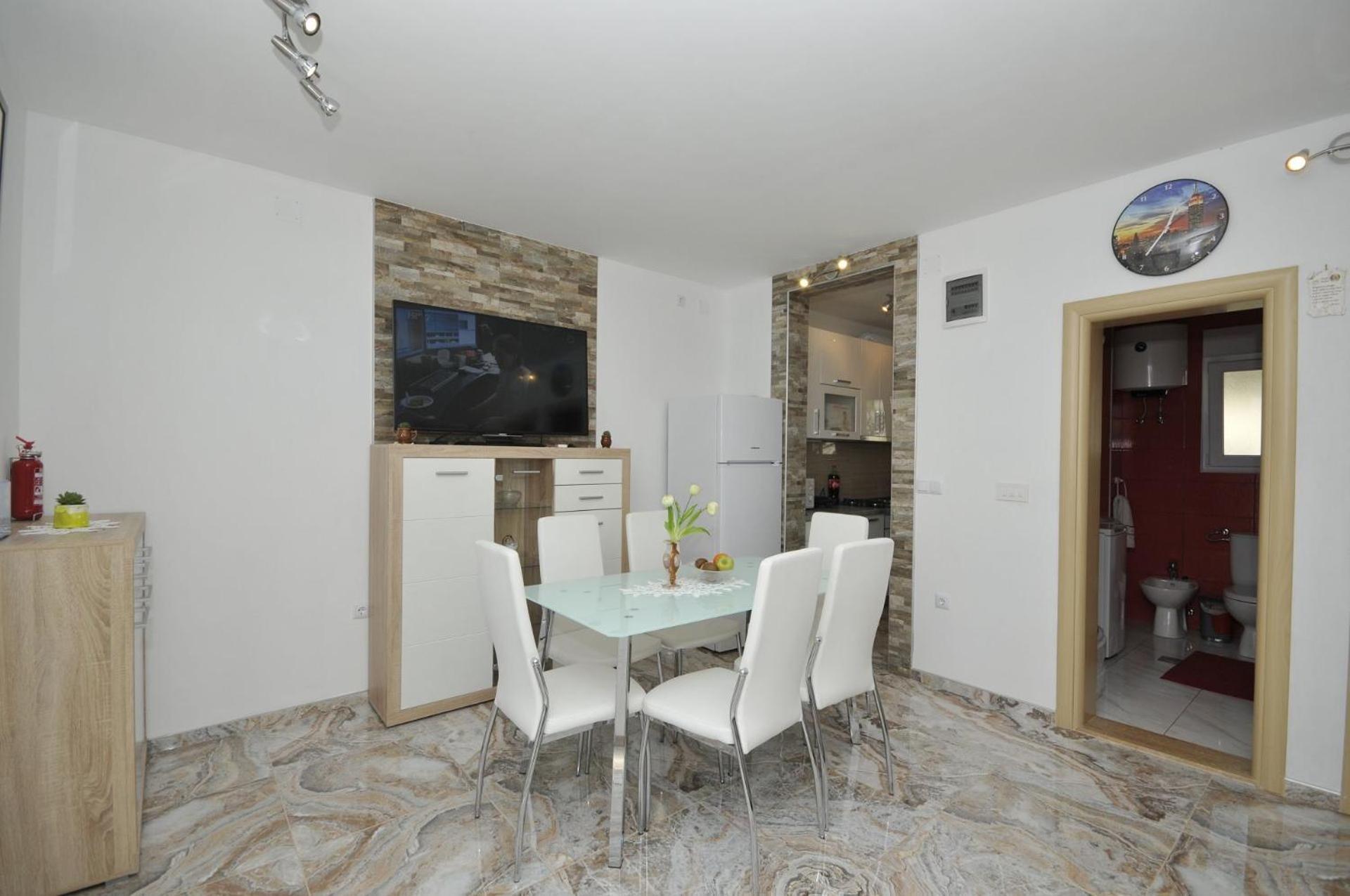 Apartments Ivica คาชเตลา ภายนอก รูปภาพ