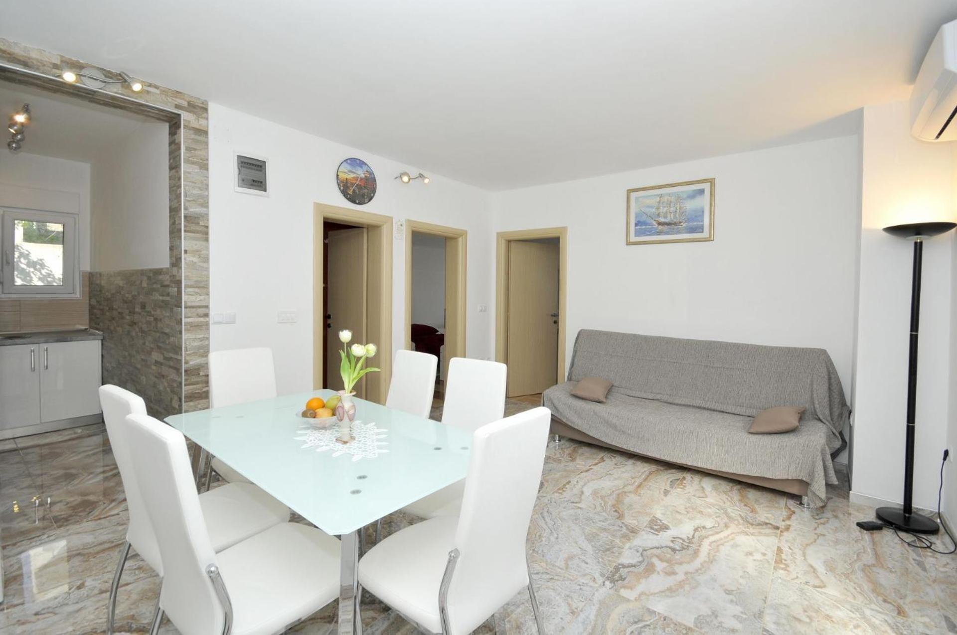 Apartments Ivica คาชเตลา ภายนอก รูปภาพ
